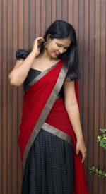 Cotton Blend Silk Dhavani Set with Traditional Border Detailing - Image 3