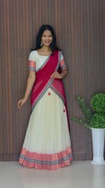 Elegant Mul Cotton Dhavani Set with Contrast Dupatta