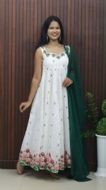 Elegant Panel Cut Top with Dupatta Set - Image 2