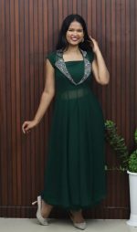 Elegant Georgette Panel Cut Three-Piece Set - Image 6