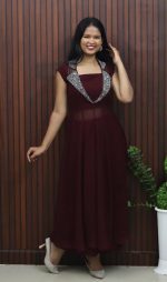 Elegant Georgette Panel Cut Three-Piece Set - Image 5